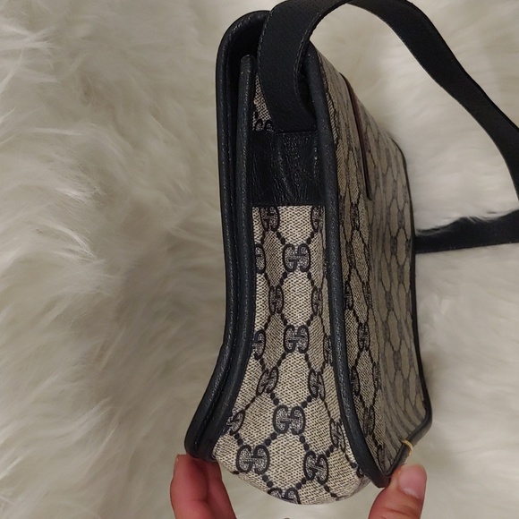 Authentic Vintage Gucci Interlocking GG Monogram Supreme Sherry Web Messenger - Picture 6 of 10